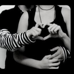 ApisC's profile picture. nothing special !