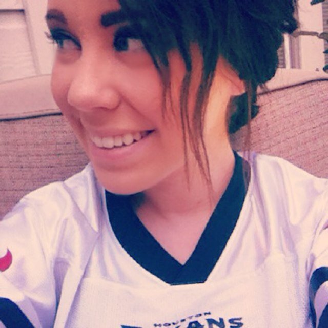 taylerdawnlove's profile picture. Young, independent, && free(; 
Living each day like it was my last. ✌☀