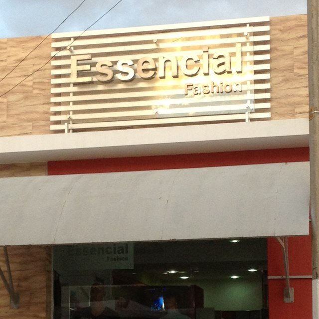 Um coração alegre é o resultado normal de um coração inundado de amor M.Teresa Calcutá Amo meu Esposo e meus filhos