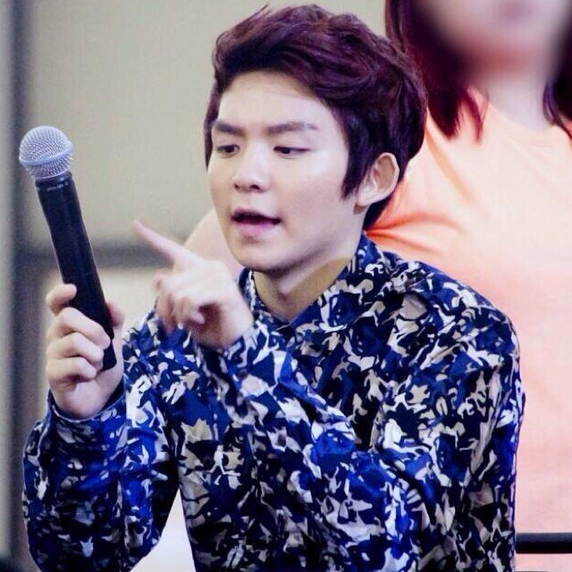 อันยองครับ ผมหมูน้อยริคกี้ (리키) แห่งทีนท็อป (틴탑) ครับ ผมเป็นบอทนะครับ ยังไงก็ทักผมได้นะครับ #FlaNetFam Born:27/04/13