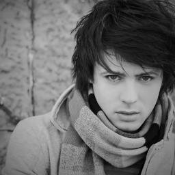 stankeyy's profile picture. люблю фотографироваться, учусь в меде на педеатора потому что люблю детей,болею за локомотив хочу купить Lamborgini