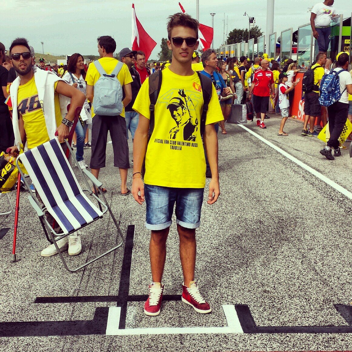 AleCarini46's profile picture. 2T