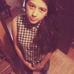 Yo no fumo, no bebo & no voy a fiestas cada fin de semana. No duermo fuera de casa & no inicio un drama para llamar atencion.