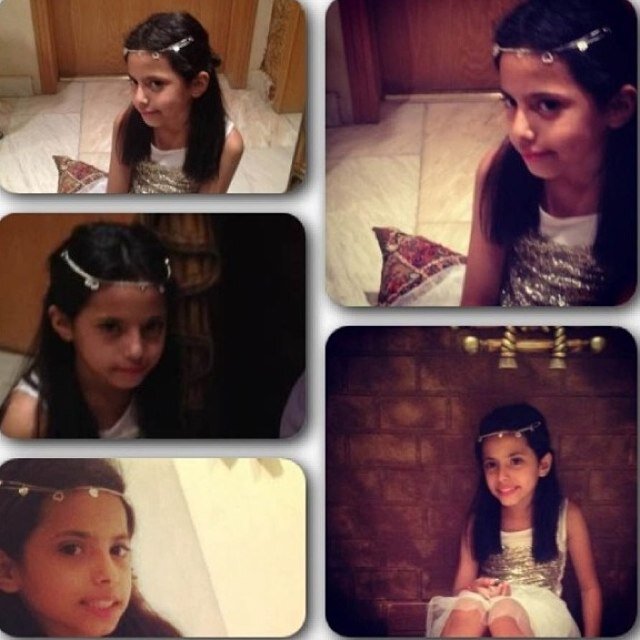 أَشتاقُ لِطُفولَة سابقَة مُفعمة بالفَرح مَغمُوسَة بضحكَات أبي وشمْلاً تُحيط به أحلاَماً لَم تكبر ولَم تُظهِر بنَا تجَاعِيد الفُرَاق ..!