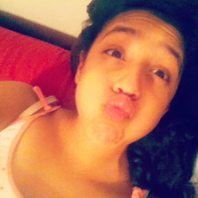 I love One Direction, i play soccer , i love my friends , and if you follow me i will follow you back