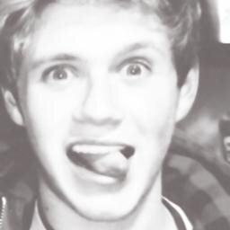 hello beautiful!                                                                                   free follow from @hornyniam !