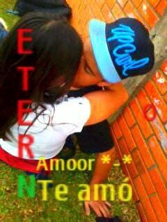 euu amoo amaar meuu amoor naoo gosto de brigar com ele(a)