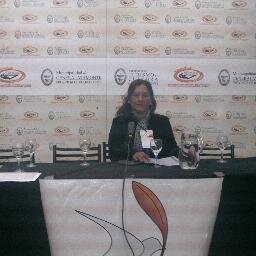 floooorm's profile picture. Tengo 44 años de edad. trabajo como empleada, y soy escritora. socia fundadora del circulo de escritores pehuajenses,mediadora de lectura,  lectora empedernida.