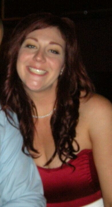 foxred182's profile picture. 