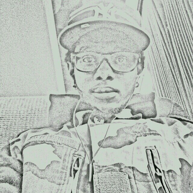 pouzvouz's profile picture. 