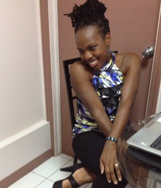 hazeanelka's profile picture. Belle and Raya’s mummy.Rosmond's wife. I hate periodontitis LOL!