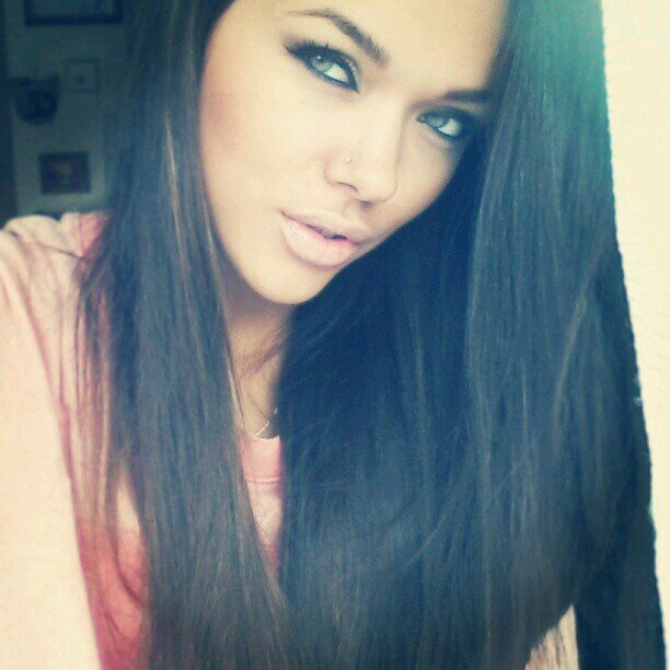 modelki21's profile picture. 