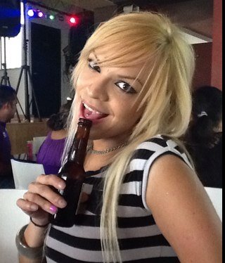Me encanta vivir la vida, conocer gente neva,experiencias,formas de pensar etc,, agregenme ;)