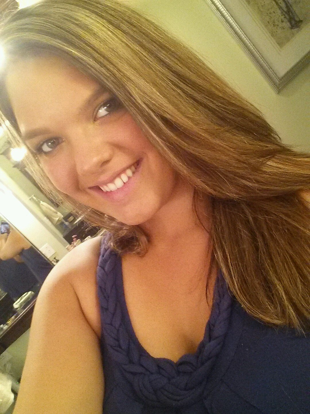 tayjade6's profile picture. people change and things go wrong but always remember, life goes on.