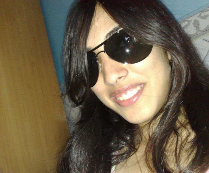 animal lover! Android fangurl! ,sleepyhead, trance lover, a movie nd music buff, EDM head, I tweet random stuff, love driving nd beer!