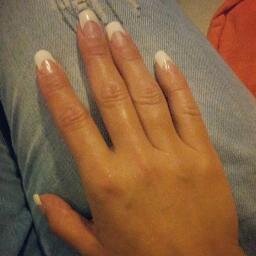 Mooie Vingers = je visitekaart. #Acrylnagels voor een héél zacht prijsje! Modellen gezocht! Neem contact op & kom langs. In #Zaandam Tot snel :-)