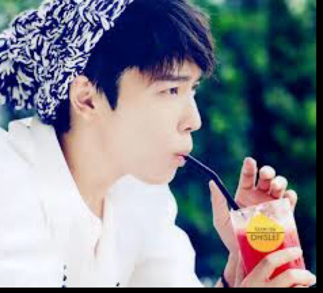 อันยองงครับ~ ชื่อ ทงเฮน่ะค๊าบบบบ เป็นปลาที่ น่ารัก หื่นขอบคุณนะฮ่ะที่ฟอล ขอบคุณเลยมากน่ะคับ จุ๊บๆๆๆๆๆ