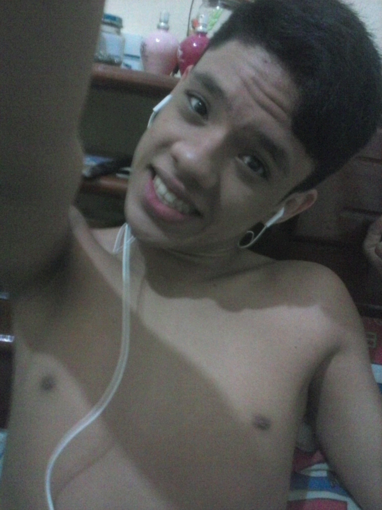 segue no insta :3 @euvitorsilva01 sigo de volta na msm hora ;) segue eu no twitter? sdv. unfollow=unfollow ;)
