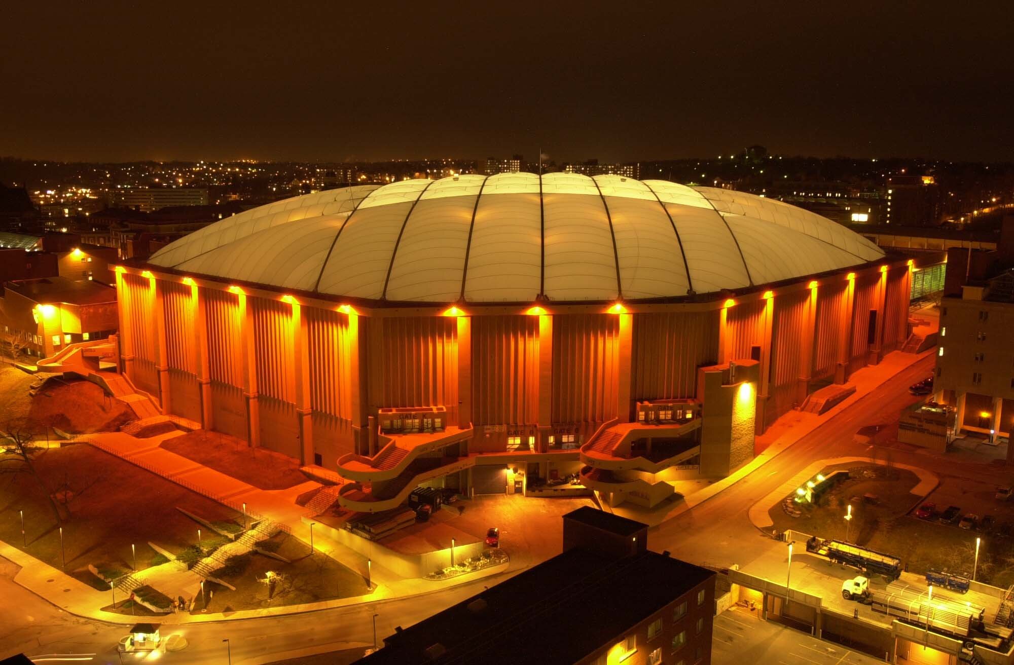 Post craziest stories/pictures of your night out at Cuse, or promote a party. Let's earn  #1 party school in the country, for real. #weveallbeenthere