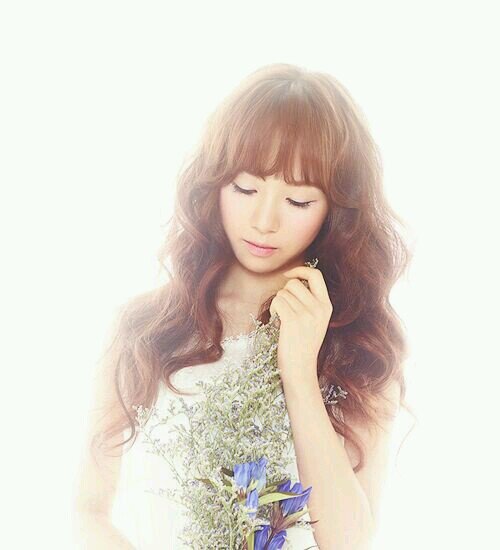 ` ↷ ✩ — Verified Roleplayer @paperstarsrp┊ kwon min ah of aoa ┊#93liner┊ i think im abnormal。
