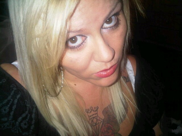 add me on bbm 22126C78