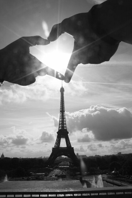 ||♥Jesus||♥Family||♥My BBF||♥Music♬||♥Cooking ||♥Paris||24 December 1998||♥24||#Angkatan 17 SMP KKK Jayapura||“bersyukur selalu“||