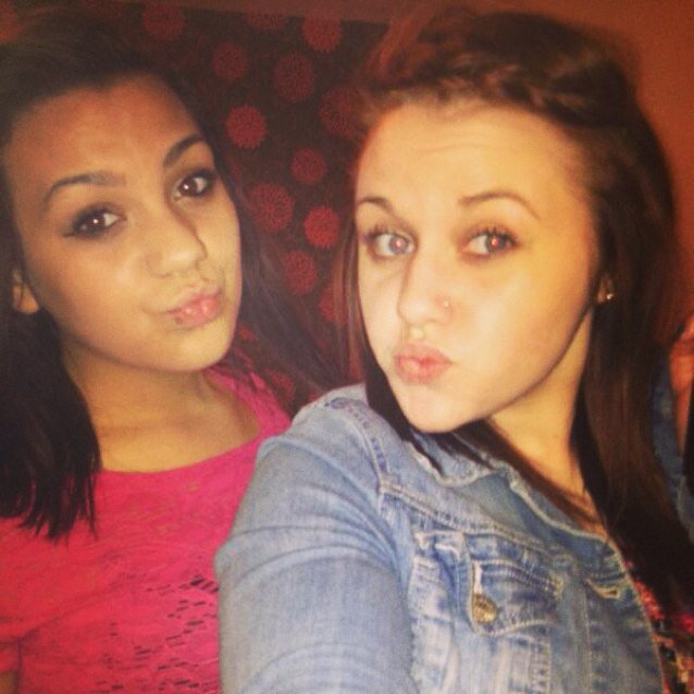 siimplysophiiee's profile picture. Im on that shit that you cant smell baby, so put down your purfume.