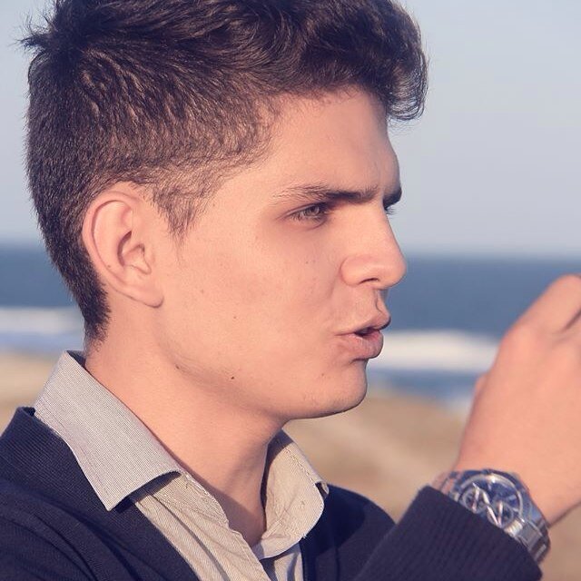 Apaixonado e louco por Jesus, meu maior amor ! ❤ http://t.co/fP3IDJiUKu