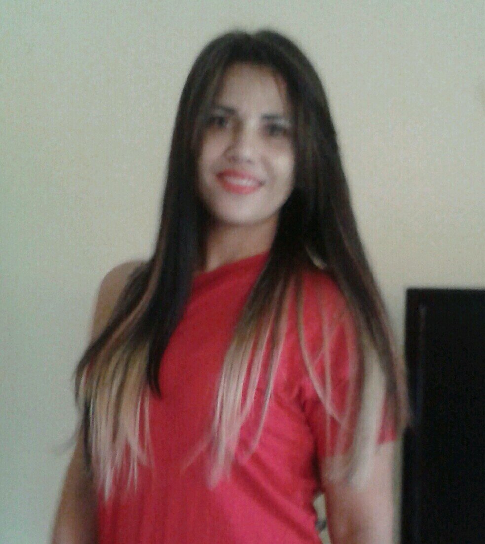 Mãe de Giovani Césari,esposa de Gildo Bezerra,e amiga que da o devido valor as coisa que tem amo minha família e meus amigos verdadeiros.