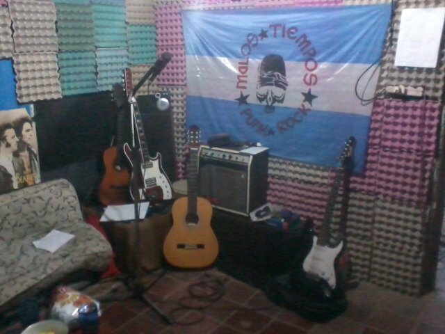 Irresponsables9's profile picture. Banda de Rock Cordobesa. Franco  Facundo y Leandro.