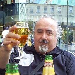 Љубител на мудри изреки. #БИСЕРИ. Сакам сѐ што сакаат младите... за да видам што евентуално сум пропуштил. :-)