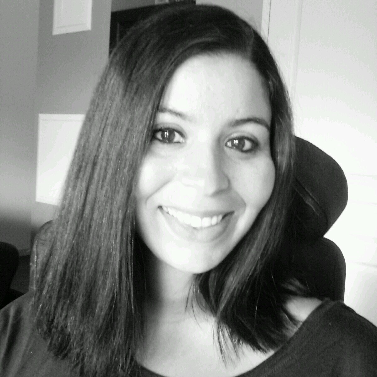 Young mom  / Addict to #tvshows / #shopping / In #wheelchair
