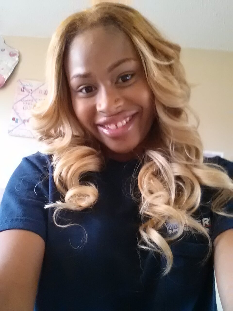 Live life &&make sure my baby girl good nd dnt have to wnt for nothin . Momma love yu journee