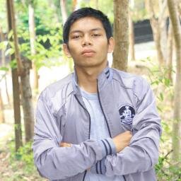 Begitu banyak pilihan di dunia ini tapi saya pilih sukses di usia muda.