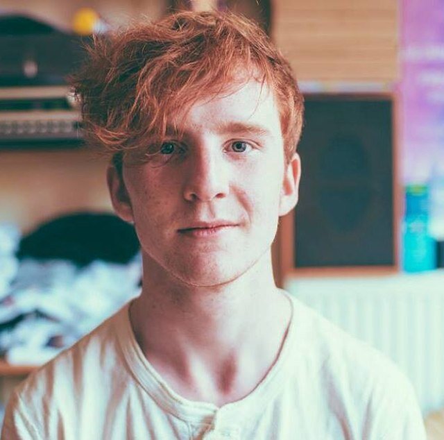 General fan of good music. I like your face.
