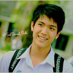 I'm both not real ( real @SedthawutAnusit )