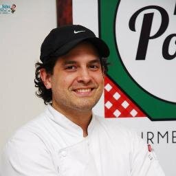 Chef Ejecutivo y Co-Propietario LA POSTA. Abogado (UNA) 
TÉCNICO EN GASTRONOMÍA (IAG-BUENOS AIRES)