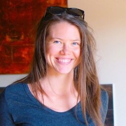 Believer in balance & health nut with a passion for empowerment. 

Co-founder of Morning Light Yoga: Yoga for your little light. http://t.co/JuzIz1ttO3