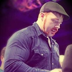 I'm Adore @WWESHEAMUS , @CMPUNK , @MikeTheMiz , @maryse0uellet , @TheBarbieBlank , @KaitlynWWE , @VivaDelRio and @HEELZiggler