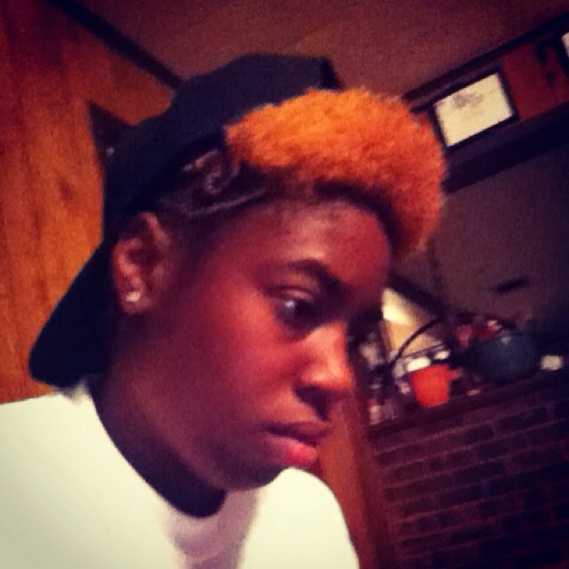 TeamLesbians| I love Track&Basketball| i hate Losing| #TeamFreaks|