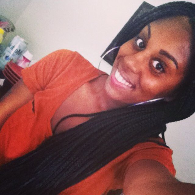 160 characters isnt enough , to describe Myself , so what can i say im jsu Saniyaaa ( : but follow Me ! muaaah (: