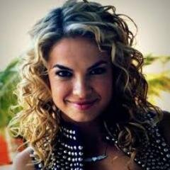 Só o que tenho a dizer é te amo Sua linda (Lua Blanco) ♥