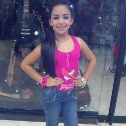 Sigueeme y yo te Siigo! ,Modelo._.
