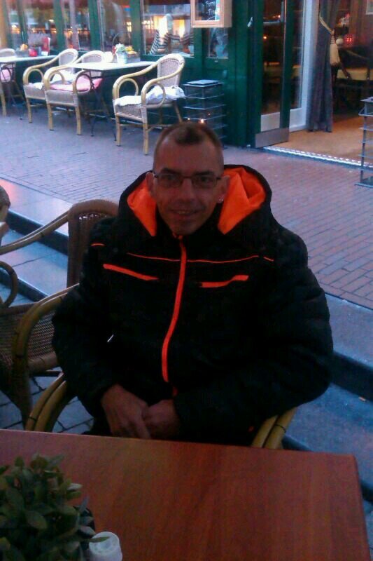 edje1972's profile picture. een dag niet gelachen is een dag niet geleefd