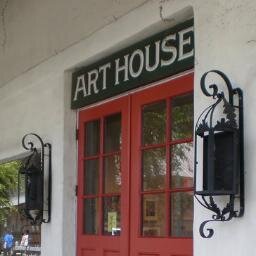 Member-based #art center & nonprofit providing #studioart classes for ages 6+, exhibitions, Spring/Fall for Art, Covington Art Market, Art Alley on Columbia.