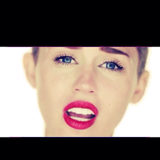 Hi everybody! I make this fan account to show my loves for Miley, she's an amazing woman. I always supposed her! Go follow this account if you supposed her to!