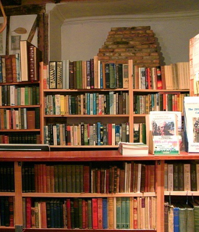 Second-hand bookshop over three floors with a great range of hardbacks and paperbacks. Visit, call or find us online. 01392-877895 lily@topshambookshop.co.uk