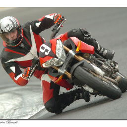 futura75's profile picture. Sviluppatore di applicazioni Web/Intranet. Attualmente sto scoprendo DDD, TDD, e l'architettura in genere: ancora CUCCIOLO, ma con tanta voglia di imparare.