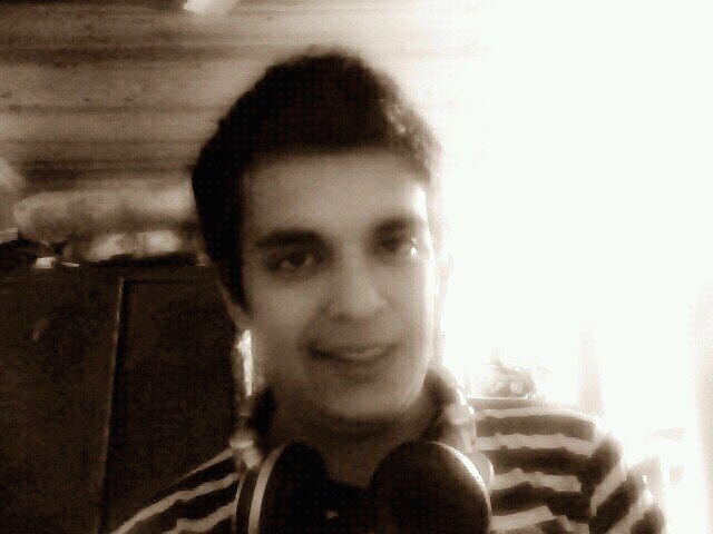 Disc-jokey de Formosa Argentina,con 22 años de edad   Contacto : niconet332@gmail.com
