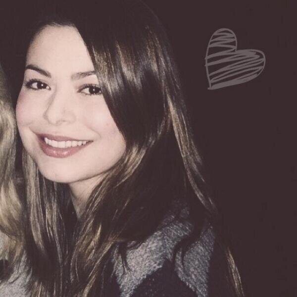 Loving @MirandaCosgrove!